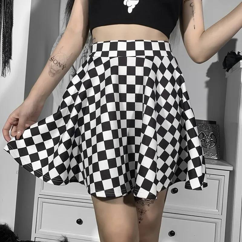 E-Girl Grunge Checkered Mini Skirt - 4