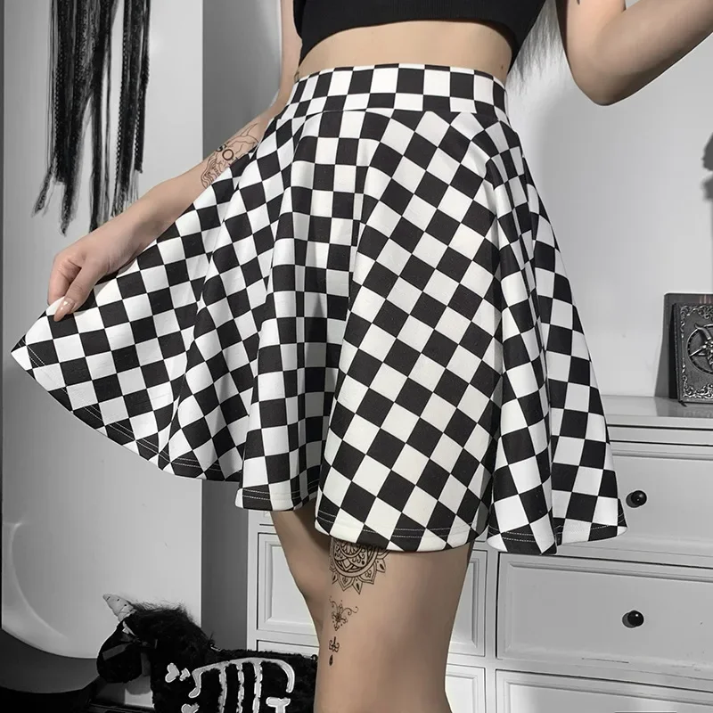 E-Girl Grunge Checkered Mini Skirt - 3