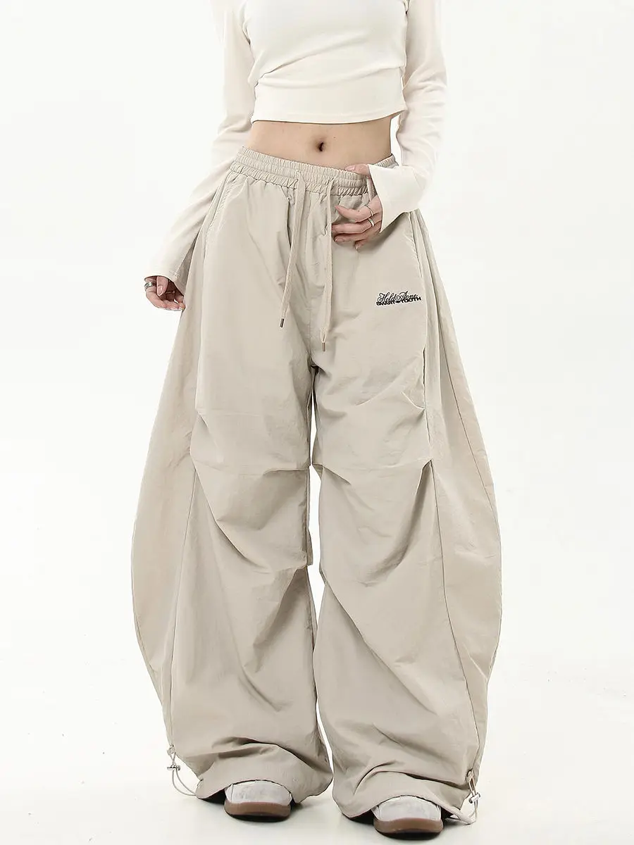 Minimalist Streetwear Baggy Cargo Pants - 1