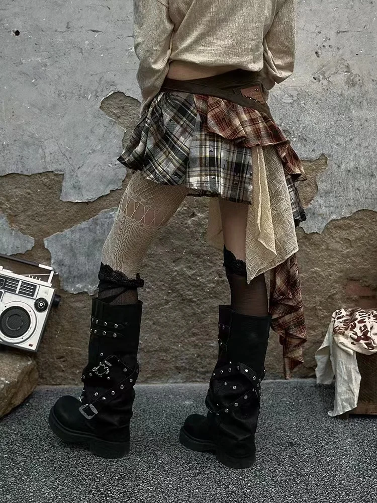 Grunge Streetwear Layered Plaid Skirt - 3 Grunge Streetwear Layered Plaid Skirt - 3
