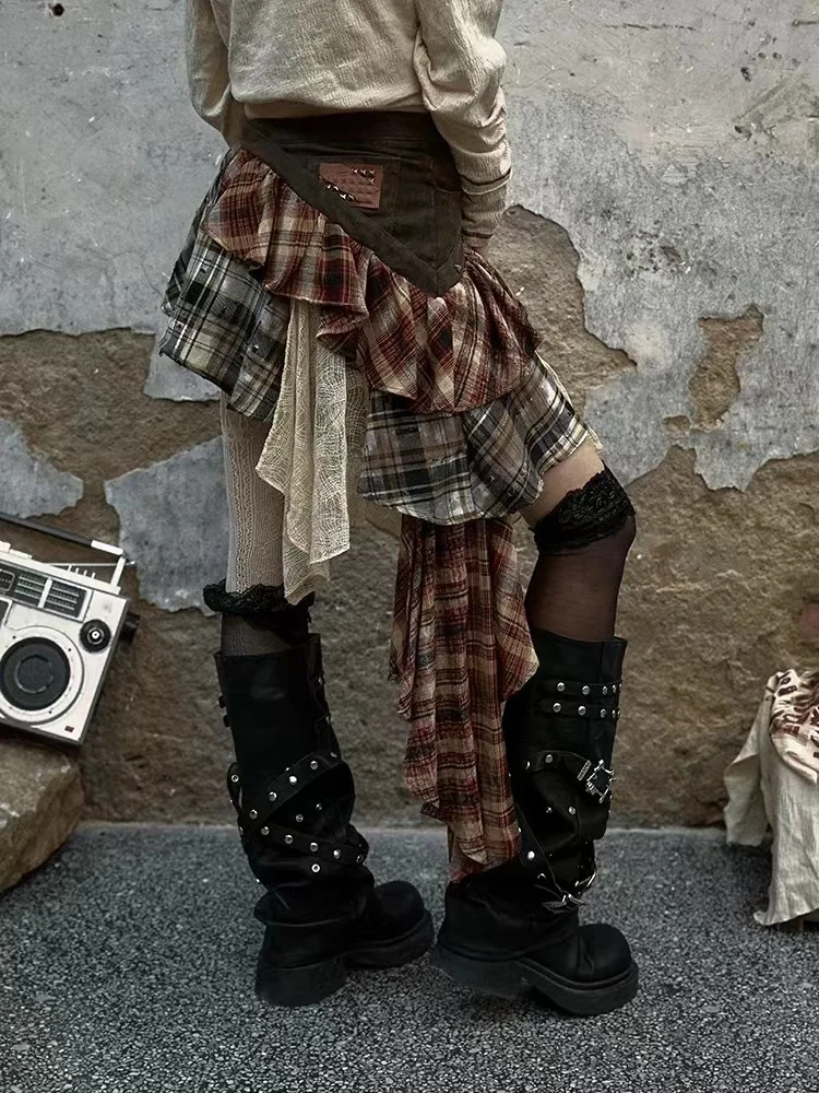 Grunge Streetwear Layered Plaid Skirt - 2 Grunge Streetwear Layered Plaid Skirt - 2