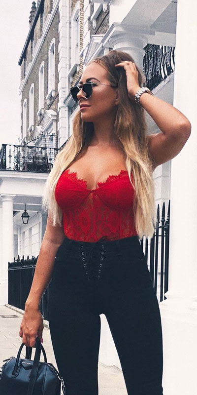 Red Lace Cupped Bodysuit + High Waisted Lace Up Skinny Jeans | 15+ Trendy Street Style Outfits to Copy ASAP