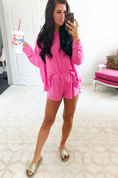 Sweatshirt available in pink and Grey | 51+ Popular Summer Outfits You Should Already Own