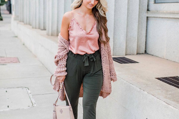 19 Stylish Fall Outfits to Copy in 2018